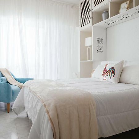 2 Room Condo - 5 Mins From Costa Da Caparica Beach & Bars Eksteriør bilde
