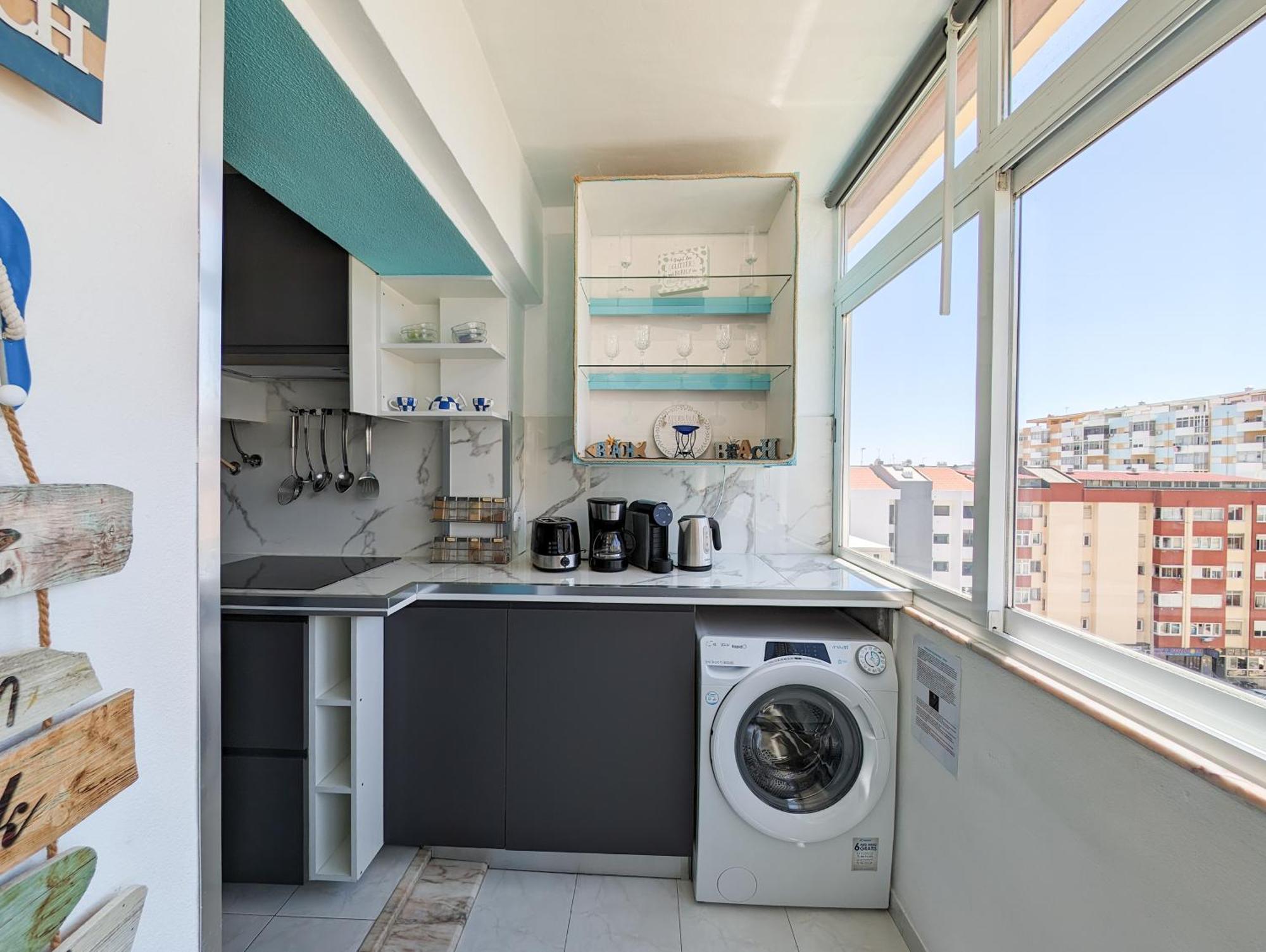 2 Room Condo - 5 Mins From Costa Da Caparica Beach & Bars Eksteriør bilde